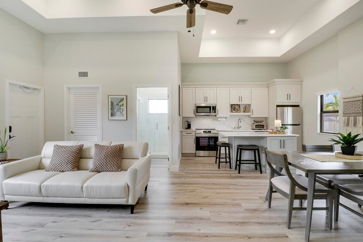 Foto principal - 10735 Lantana Rd