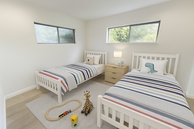 Building Photo - 2405 Mastin Lk Rd NW