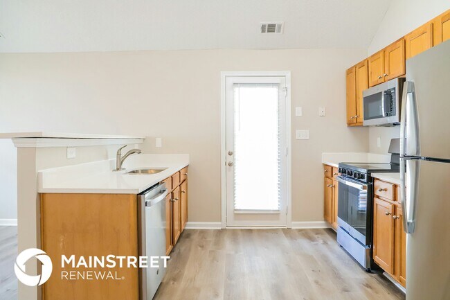 Building Photo - 4976 Wolfcreek View