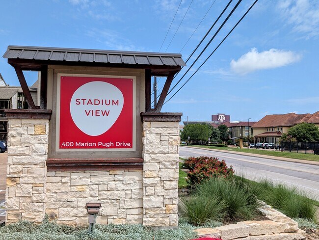 Building Photo - Stadium View Apartments
