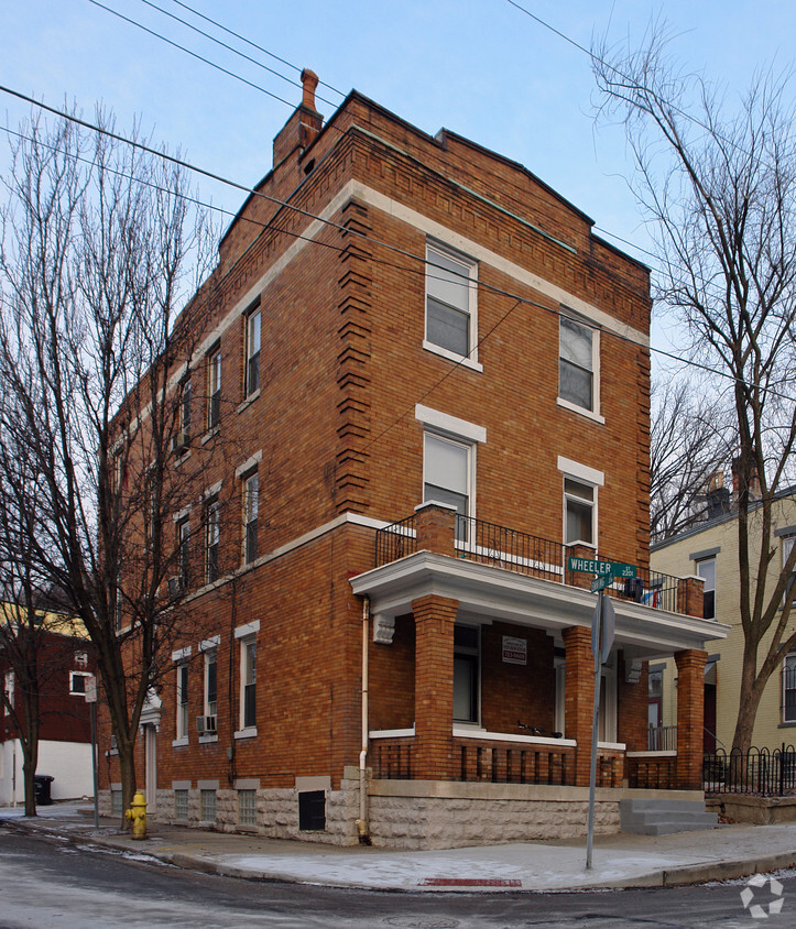 Primary Photo - 2201 Wheeler St