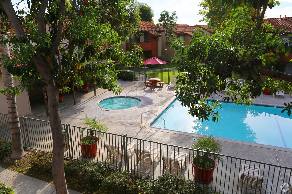 The Oaks Apartments Apartments in Upland, CA