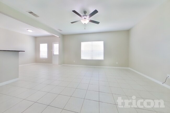Building Photo - 640 Totem Trail Dr