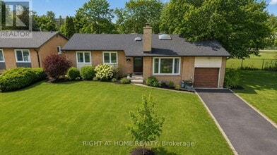 Building Photo - 30 Ptarmigan Crescent