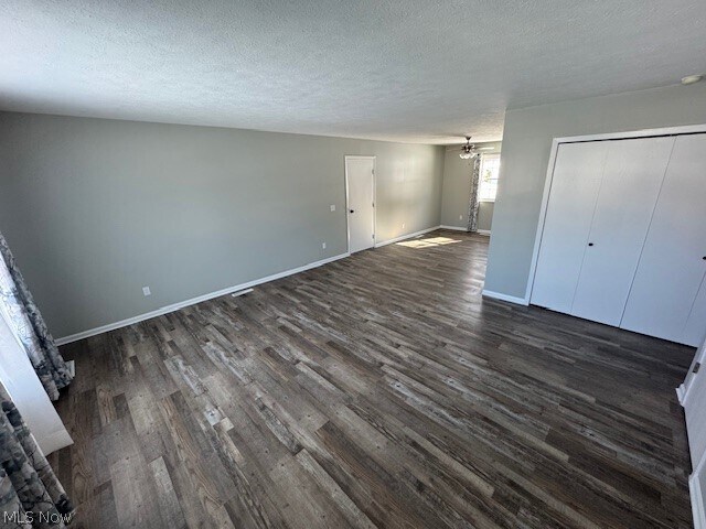 Building Photo - 1206 Heatherstone Dr