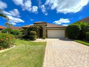 Building Photo - 11915 Country Day Cir