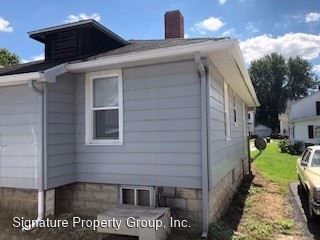 Building Photo - 2 br, 1 bath House - 730 East Main Street