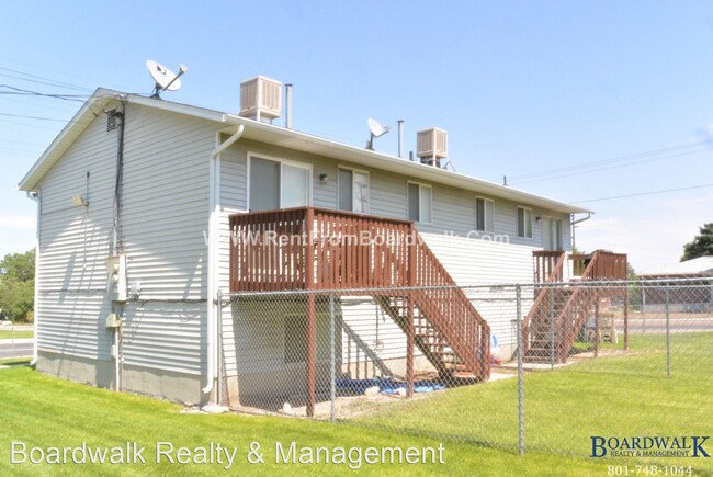 Building Photo - 2 br, 1.5 bath House - 8415 W 3100 S