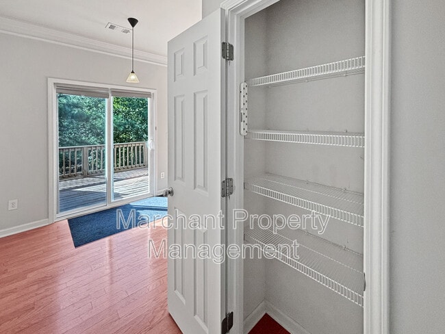 Building Photo - 311 Pampas Ct