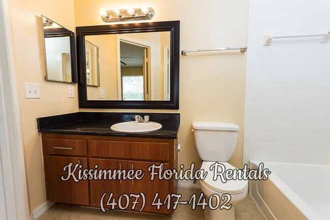 Foto del edificio - Beautiful two (2) bedrooms and two (2) bat...