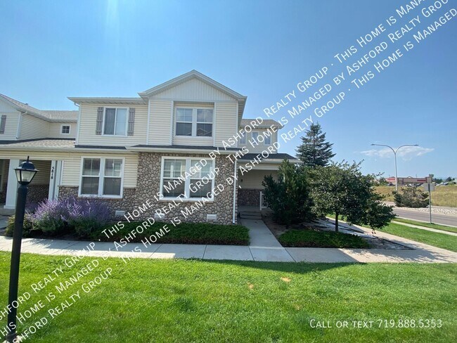 Building Photo - 5810 Ensemble Hts