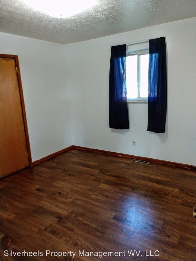 Building Photo - 2 br, 1 bath House - 2706 Lenore Street