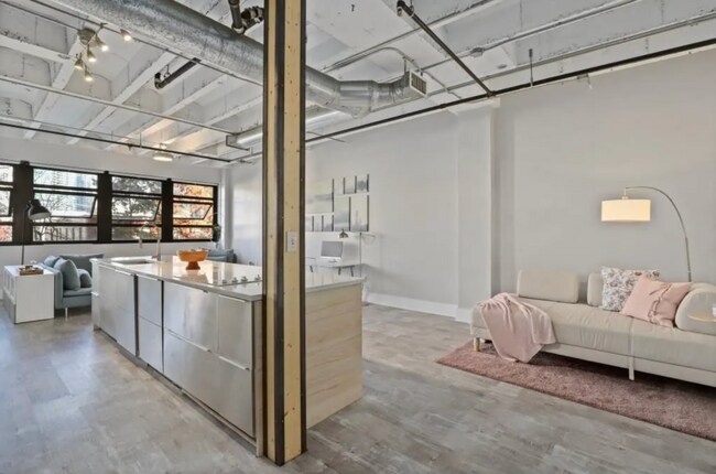 Foto del edificio - 878 Peachtree St NE