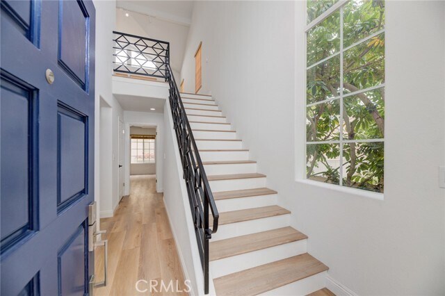 Building Photo - 625 9th St