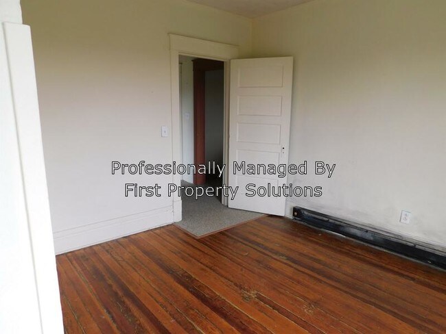 Foto del edificio - 345 Prosperity Rd