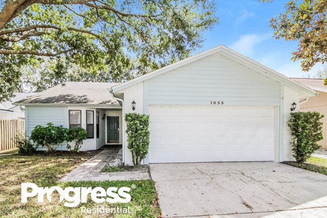 Building Photo - 1055 Alpug Ave
