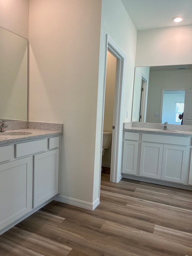 Foto del edificio - 5305 SW 52nd Ave