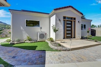 Building Photo - 4956 Vejar Dr