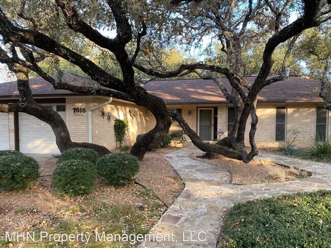 Foto del edificio - 3 br, 2 bath House - 7010 Forest Way St