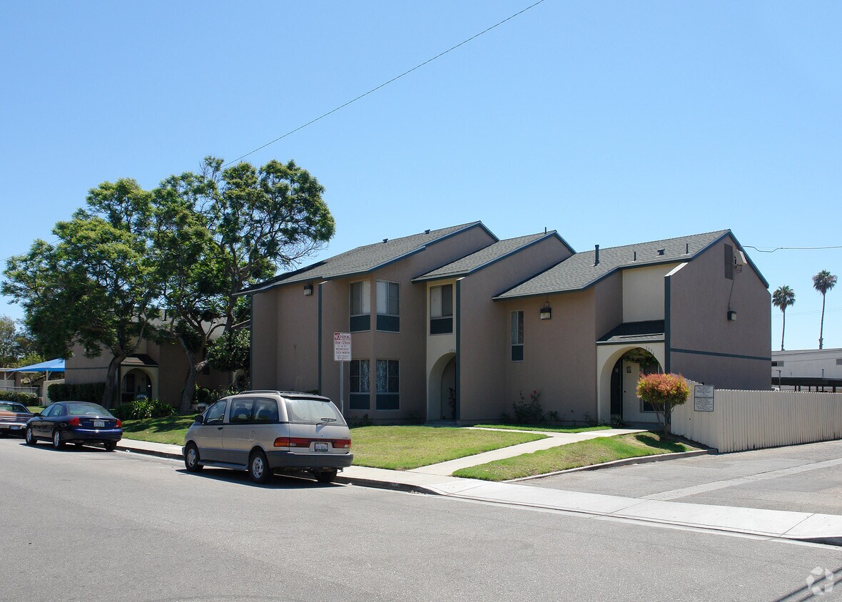 Primary Photo - 1330-1356 Fremont Way