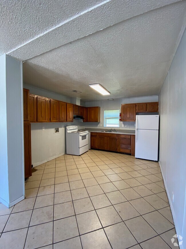 Apartments for Rent in 75211