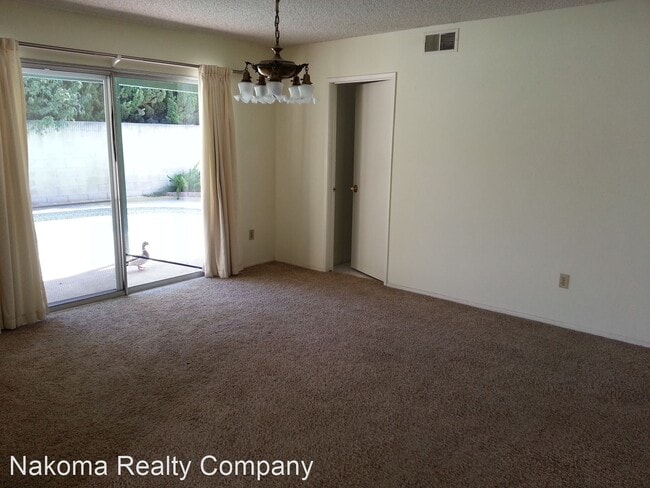 Building Photo - 5 br, 2 bath House - 918 E Mardell Ave