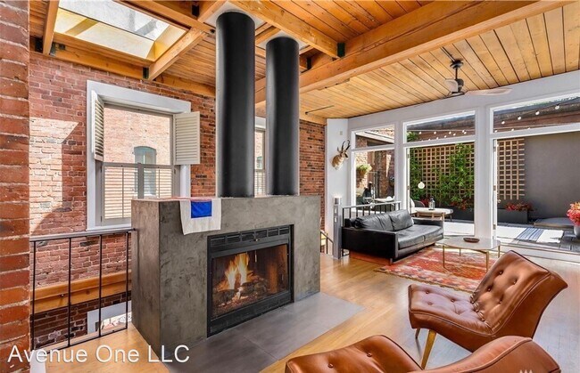 Building Photo - 1 br, 2 bath House - 611 Post Ave #15