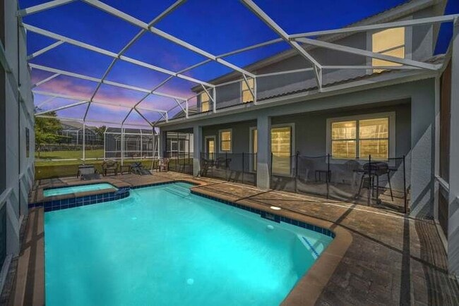 Building Photo - 9032SD  Lux 9Br Villa Close 2 Disney Pool ...