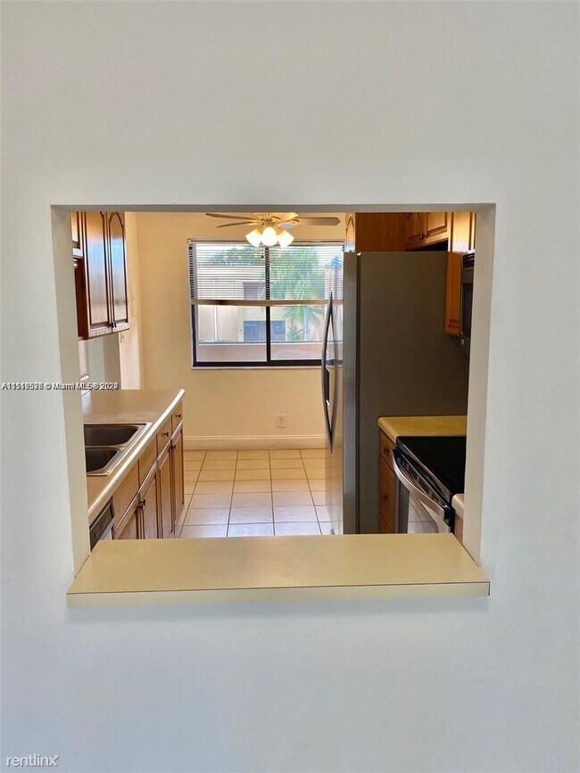 Foto del edificio - 3 br, 2 bath House - 159 Lakeview Dr Apt 204