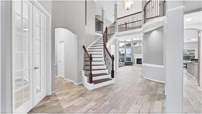 Princess spiral stairs - 29815 N Legends Chase Cir