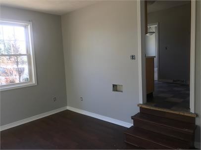 Building Photo - River Park Rental!