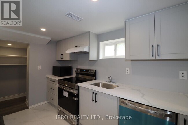 Building Photo - 81 Gretna Dr