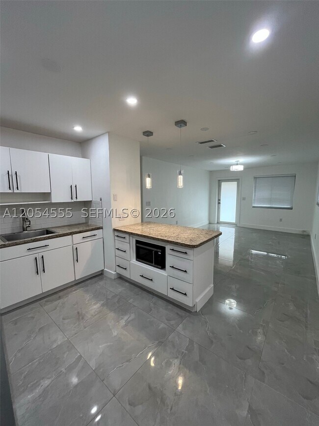 Foto del edificio - 2783 SW 33rd Ct