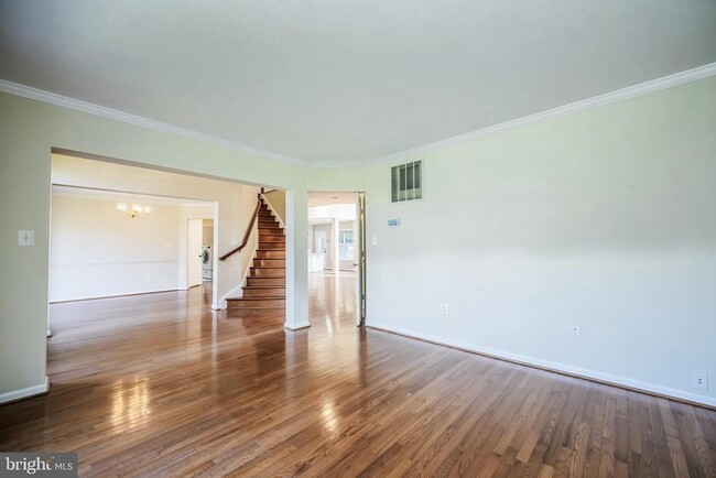Building Photo - 9197 Rilda Pl