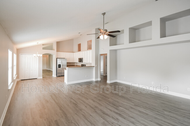 Building Photo - 1554 Canopy Oaks Dr