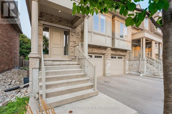 Photo du bâtiment - 72 York Rd