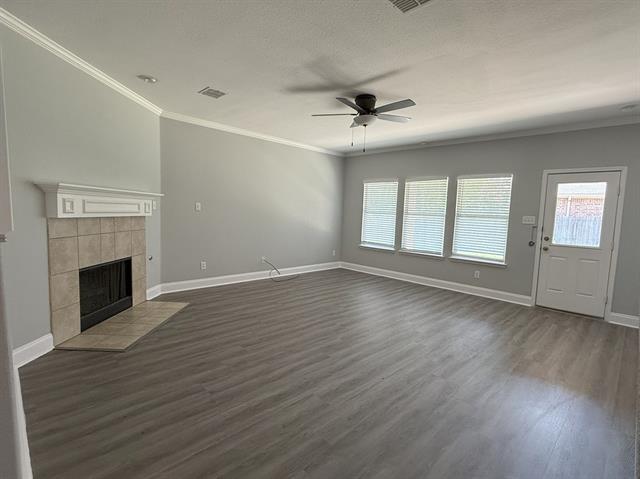 Foto del edificio - 816 Meandering Trail