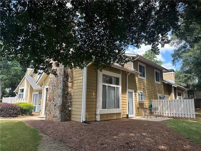 Foto del edificio - 2665 Windy Hill Pl