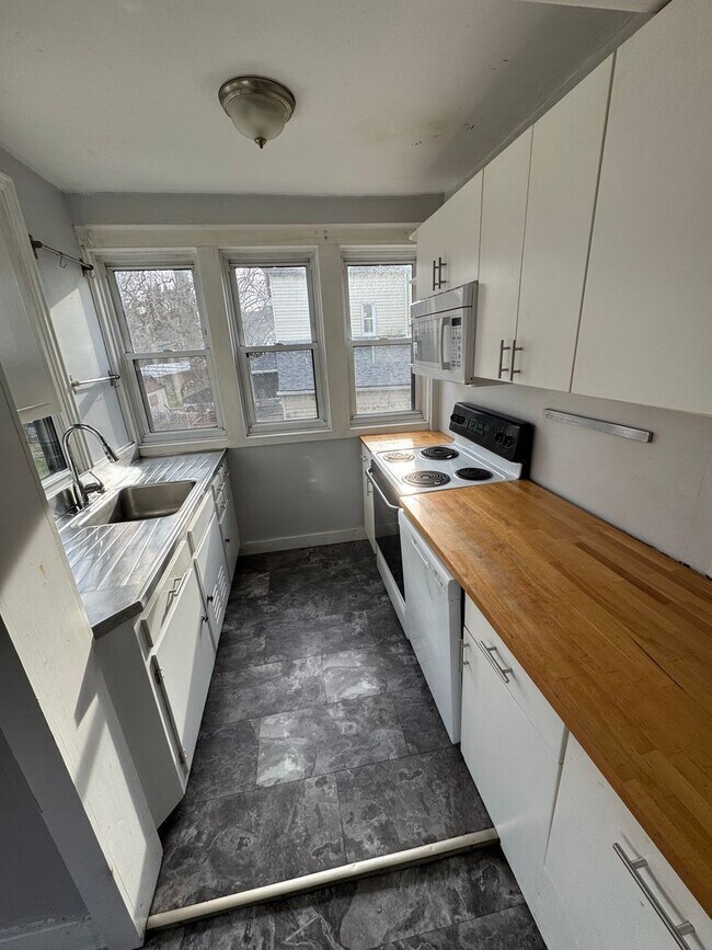 Building Photo - 529 Ohio River Blvd