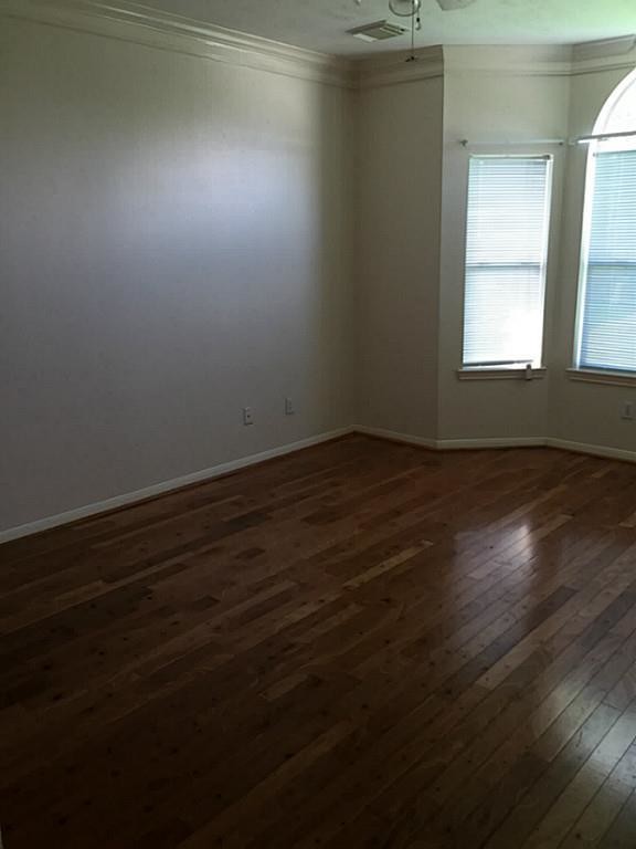 Foto del edificio - 4131 Foxbrush Ln