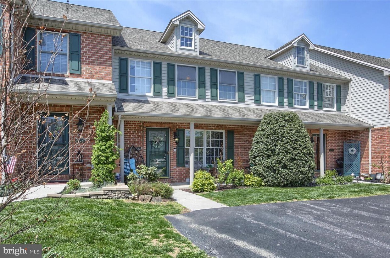 4068 Darius Dr, Enola, PA 17025 Townhome Rentals in Enola PA