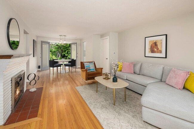 Foto del edificio - 14803 Corliss Ave N