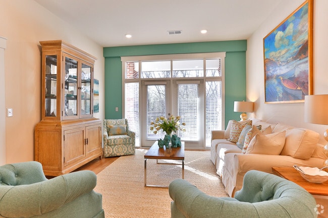 Interior Photo - Holly Crest Apartments