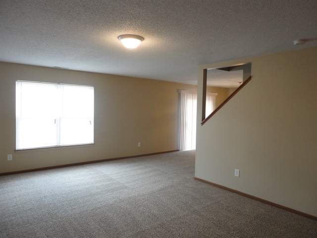 Building Photo - 10525 Kensil Street