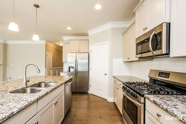 Building Photo - 7849 Fountaingrass Lane, Sherrills Ford, N...