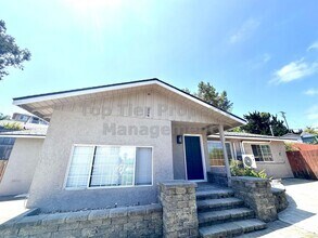 Building Photo - 224 Guajome St