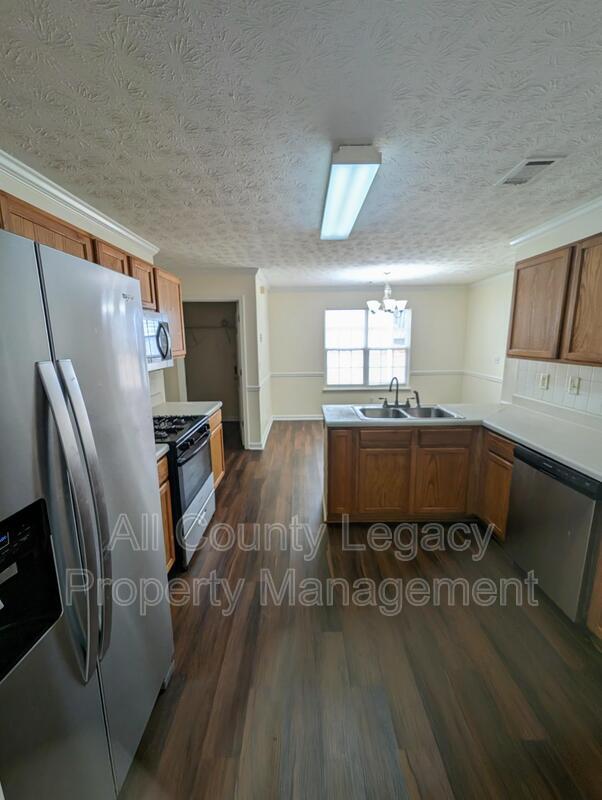 Building Photo - 4238 Ridgeside Terrace