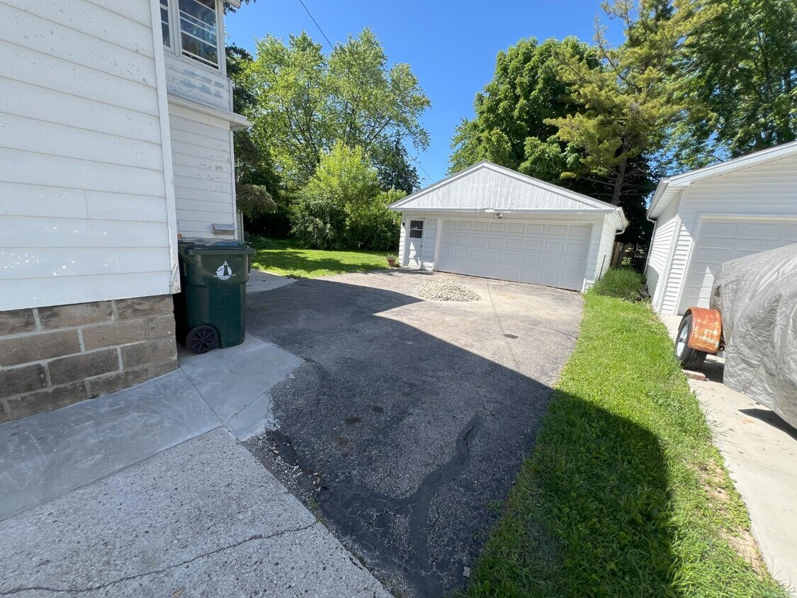 Foto del edificio - 237 Ledgeview Ave