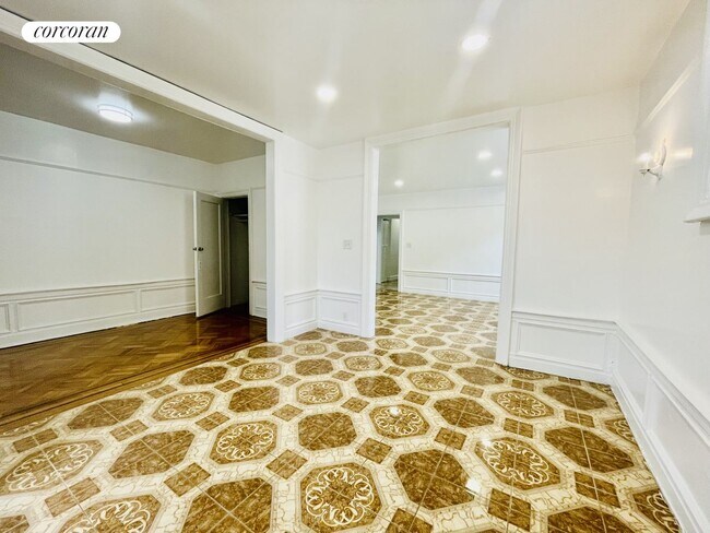 Foto del edificio - 100 E 31st St