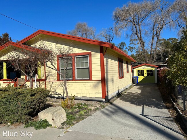 Building Photo - 2 br, 1 bath House - 112 Ocean Street
